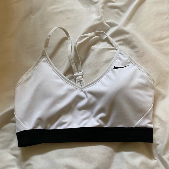 Other - Nike Dri-Fit Indy Sports Bra (M)